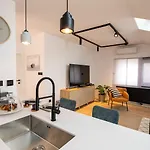 Апартаменты Moderne Penthousewohnung Nur 180 Meter Zum Mit Herrlicher Dachterrasse *