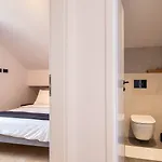 Moderne Penthousewohnung Nur 180 Meter Zum Mit Herrlicher Dachterrasse Апартаменты