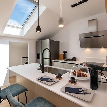 Moderne Penthousewohnung Nur 180 Meter Zum Mit Herrlicher Dachterrasse * Crikvenica