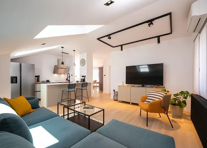 Moderne Penthousewohnung Nur 180 Meter Zum Mit Herrlicher Dachterrasse Lägenhet
