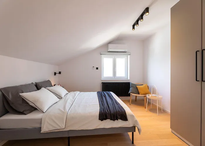 Moderne Penthousewohnung Nur 180 Meter Zum Mit Herrlicher Dachterrasse Lägenhet