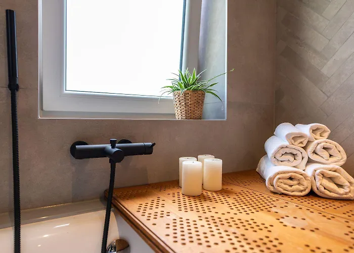 Moderne Penthousewohnung Nur 180 Meter Zum Mit Herrlicher Dachterrasse *
