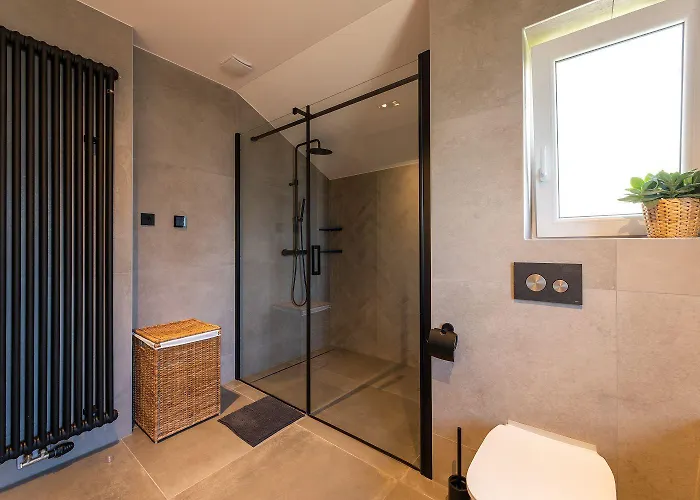 Moderne Penthousewohnung Nur 180 Meter Zum Mit Herrlicher Dachterrasse