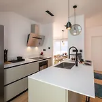 Apartmán Moderne Penthousewohnung Nur 180 Meter Zum Mit Herrlicher Dachterrasse *