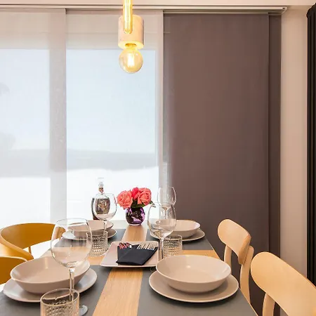 Apartamento Moderne Penthousewohnung Nur 180 Meter Zum Mit Herrlicher Dachterrasse Crikvenica