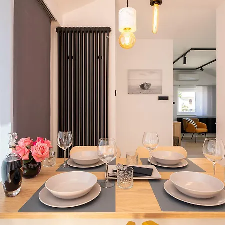 Moderne Penthousewohnung Nur 180 Meter Zum Mit Herrlicher Dachterrasse Apartamento